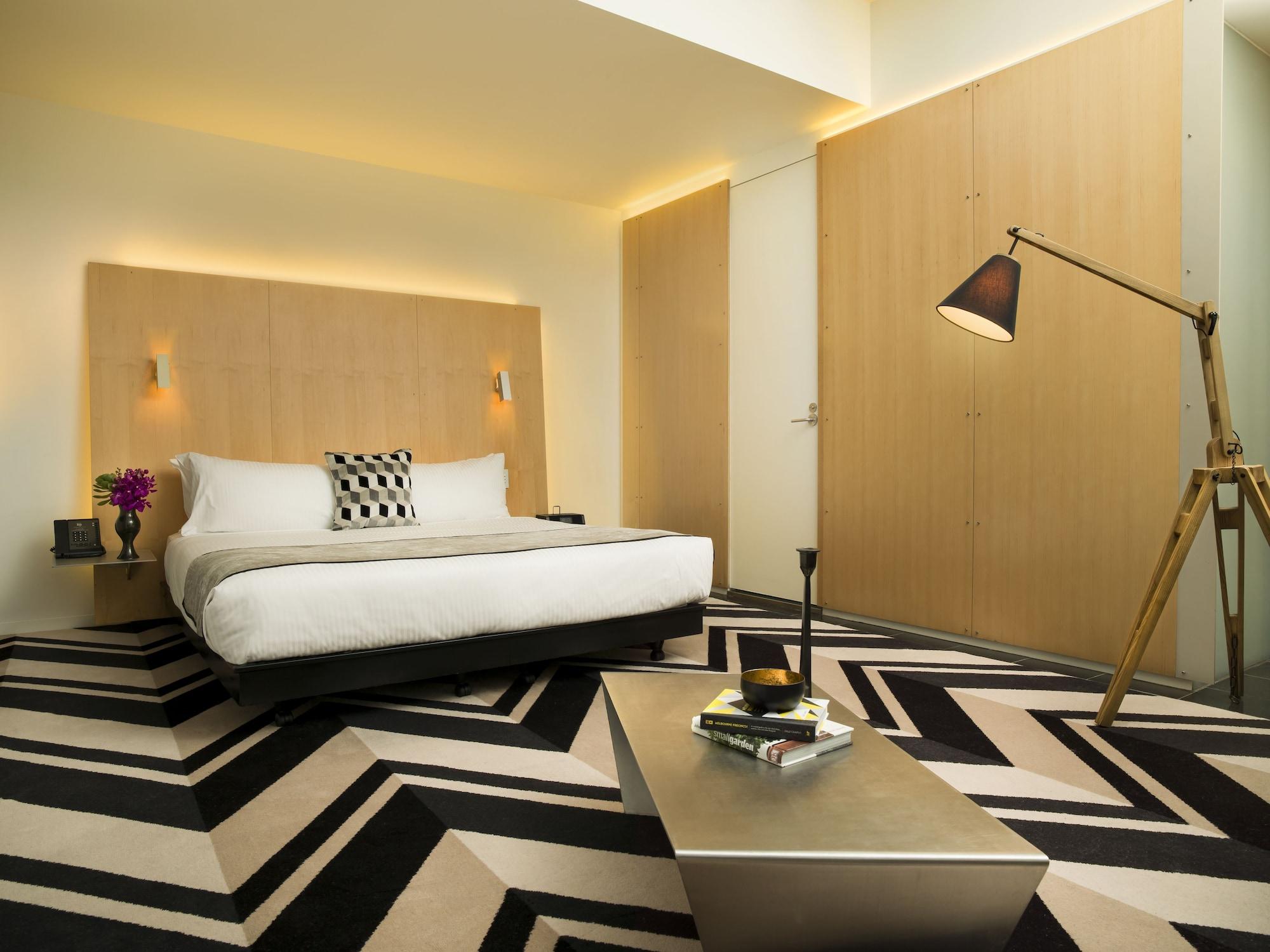 อะเดลฟี โฮเต็ล Hotel เมลเบิร์น ภายนอก รูปภาพ A room at the hotel