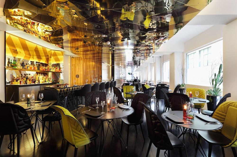 อะเดลฟี โฮเต็ล Hotel เมลเบิร์น ภายนอก รูปภาพ Restaurant 101