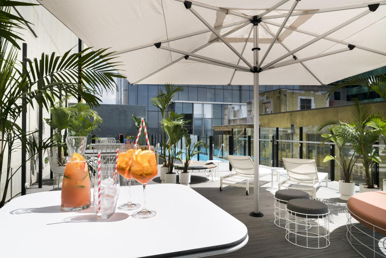 อะเดลฟี โฮเต็ล Hotel เมลเบิร์น ภายนอก รูปภาพ The pool at the Hotel